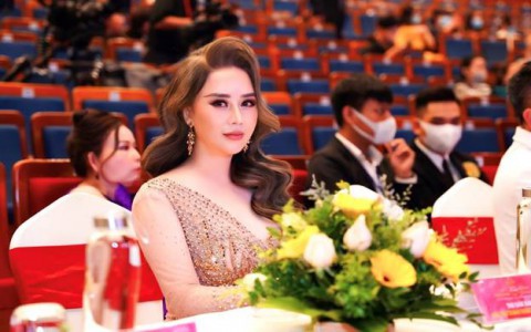 Hoa hậu Thảo Nguyên quyền lực ngồi ghế nóng chung kết Hoa hậu Doanh nhân Việt Nam Toàn cầu 2020